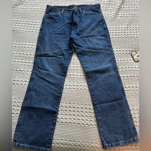 NWOT Retro Wrangler Cowboy Cut Dark Wash Jeans 36x32